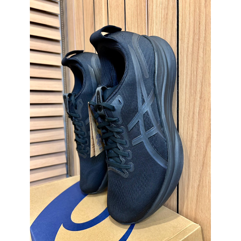 Asics Gel Kayano 32 Extra wide 4E รองเท้าวิ่ง ผู้ชาย แบบหน้ากว้างพิเศษ 4E และ หน้าธรรมดา ค่ะ