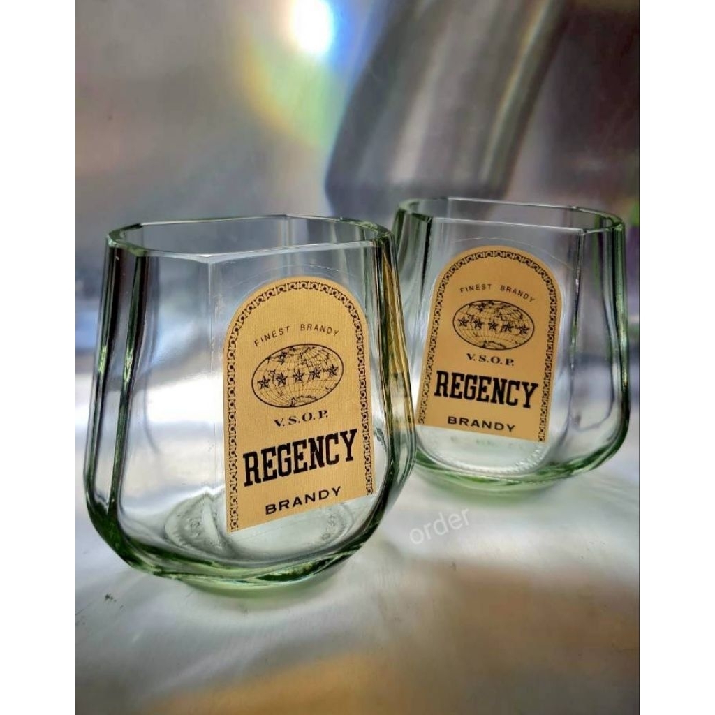 แก้วตัดจาดขวด Regency แก้วรีเจนซี่ แก้ววิสกี้ ความจุ 300ml ปากกว้าง 7.7cm  และ 5.5 cm  ติดสติ๊กเกอร์กันน้ำให้เรียบร้อย