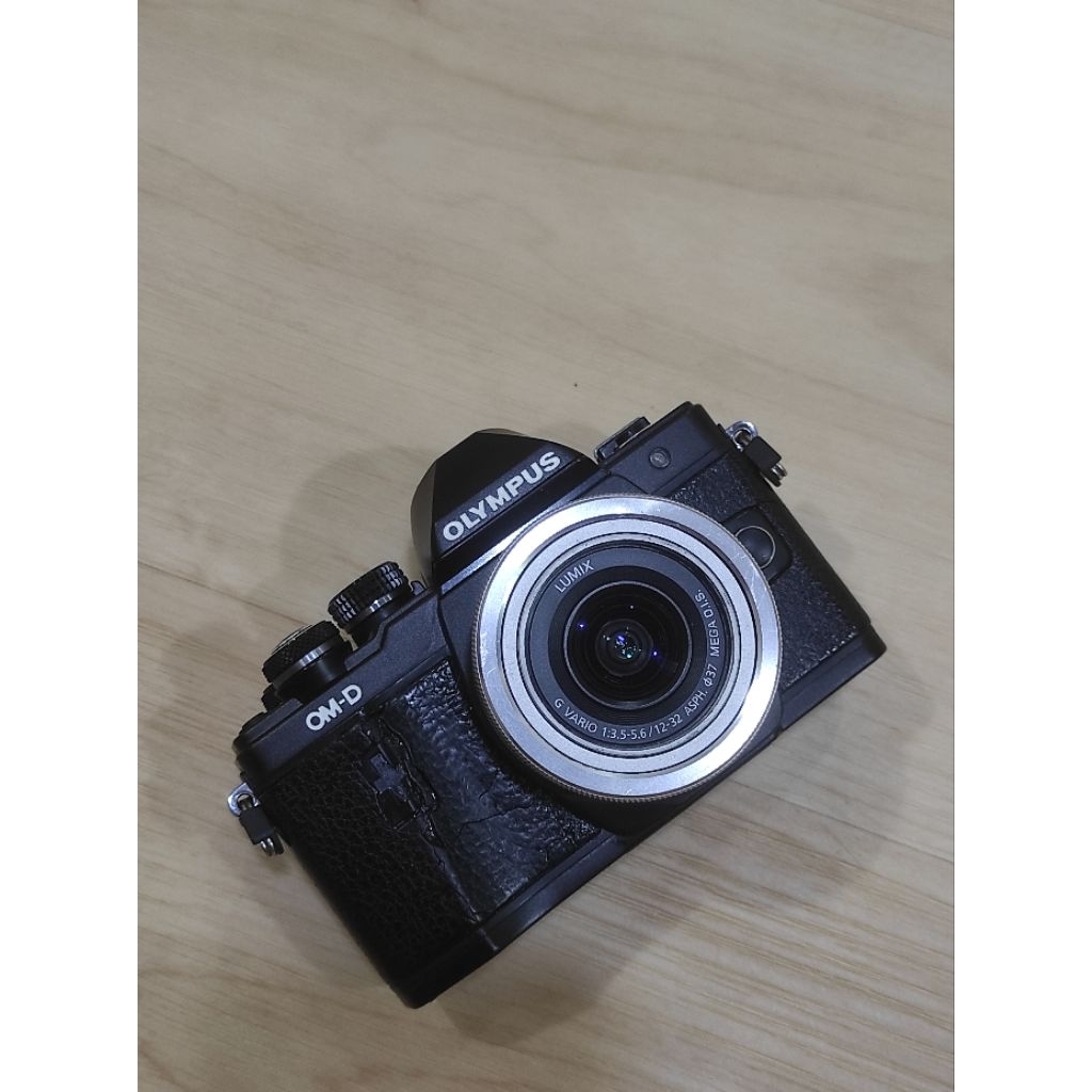 Olympus omd em10ii พร้อมเลนส์ 12-32
