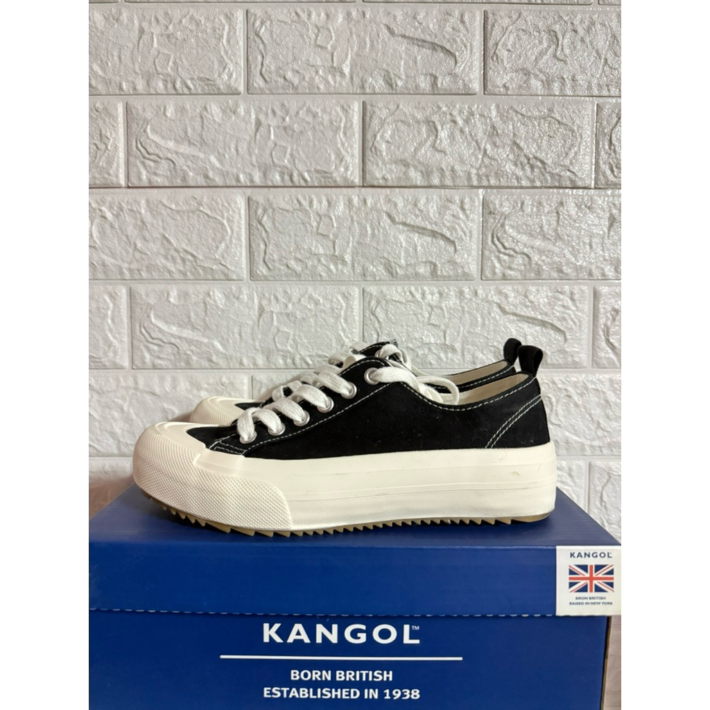 รองเท้าผ้าใบ KANGOL สีดำ (( size 38 ))🦘🖤