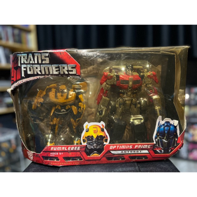 Transformers  Bumblebee and Optimus  แพ็คคู่