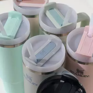 [ พร้อมส่ง ] Stanley Quencher H2.0 Flowstate™️ Tumbler H2.0 40OZ จัดส่งจากประเทศไทย