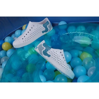 Native รองเท้ากันน้ำผู้ใหญ่ EVA รุ่น Jefferson Wanderfoam Block Shell White/ Shell White/ Blue Squiggle Block