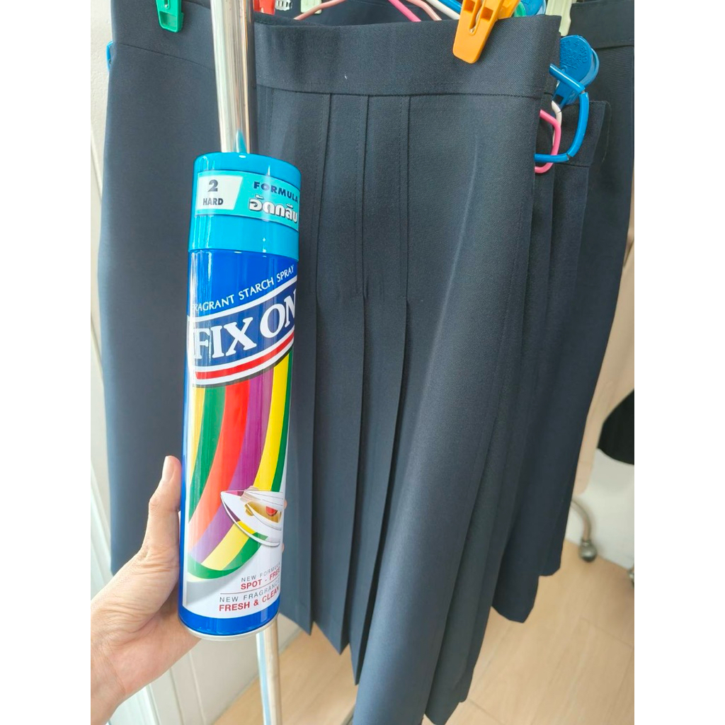 ฟิกซ์ออน สเปรย์หอมอัดกลีบและรีดเรียบ 500 ml
