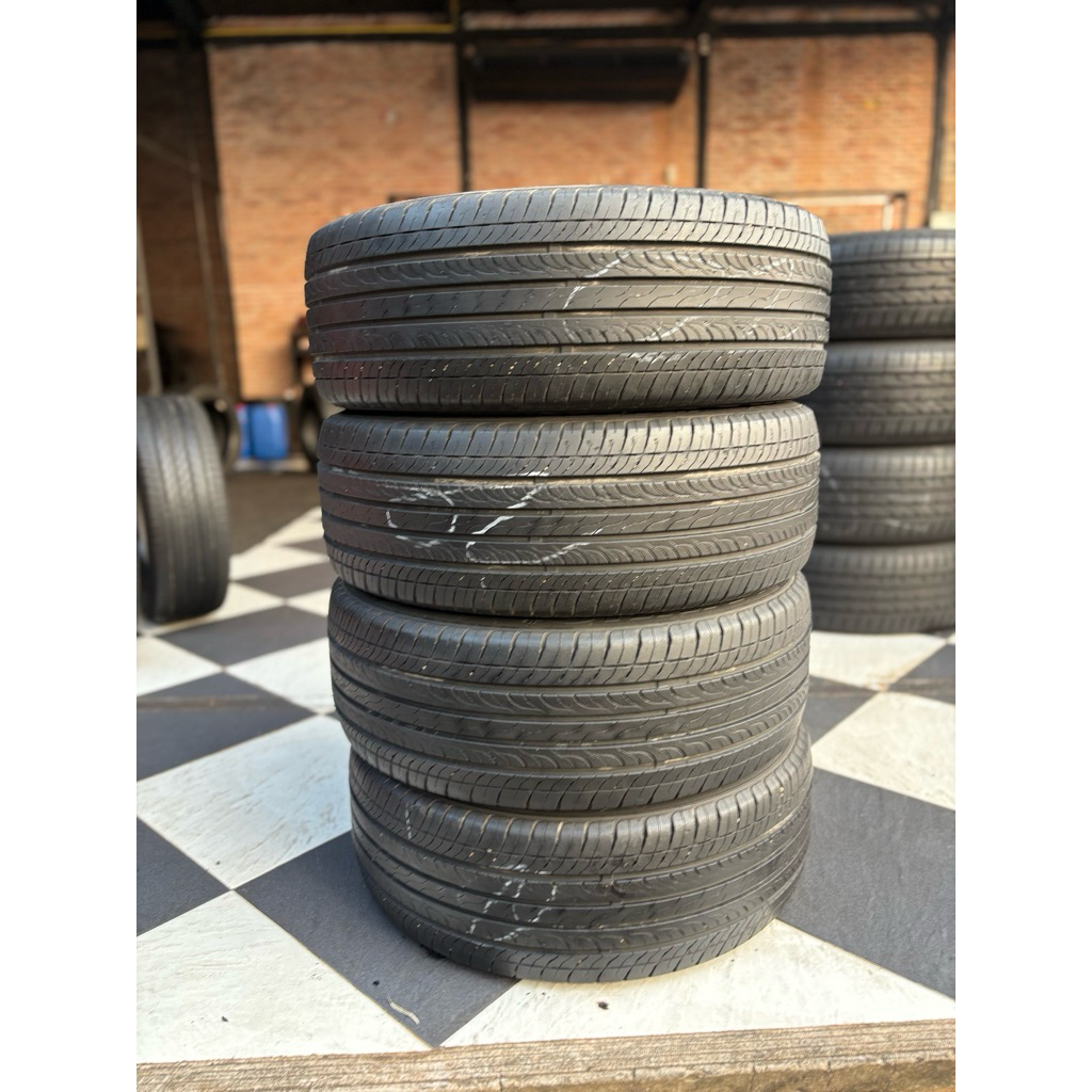 ยาง % 205/55R16 Maxxis ปี 20 ลายยางสปอร์ต (ราคาต่อเส้น)