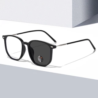แว่นตา Photochromic UV400 ป้องกันแสงสีฟ้า สำหรับผู้หญิงและผู้ชาย น้ำหนักเบา ใส่สบาย แว่นกันแดดเปลี่ยนสี ใช้ได้ทั้งในเมือ