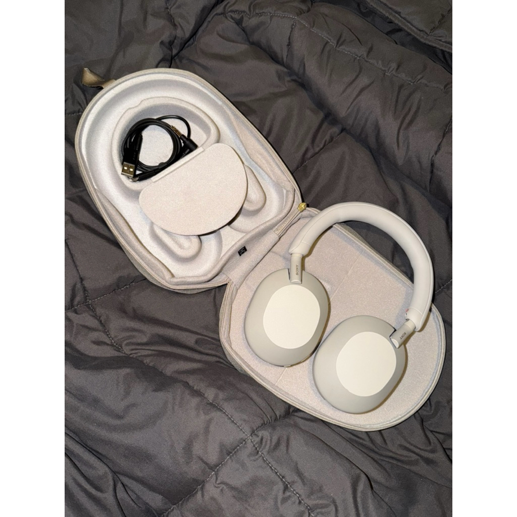 Sony WH1000xm5 มือสองสภาพใหม่