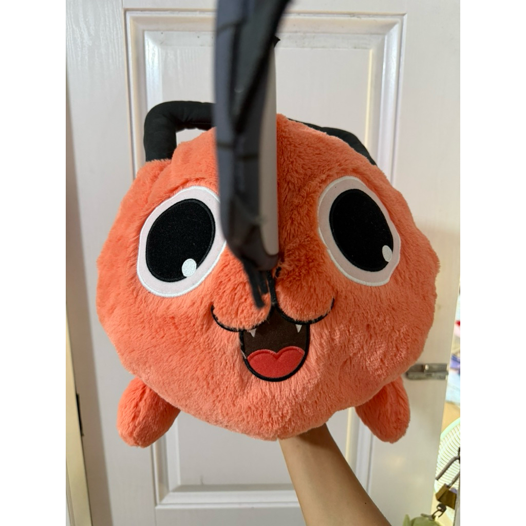 ตุ๊กตาโปจิตะ มนุษย์เลื่อยยนต์ ตัวใหญ่มากSEGA Chainsaw Man Pochita Super Large Plush ลิขสิทธิ์แท้มือส