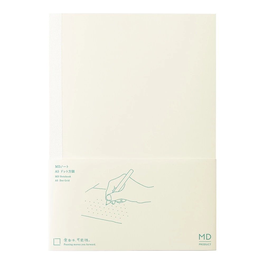 MIDORI MD Notebook Journal <A5> Dot grid (D15387006) / สมุดบันทึกรายวัน MD ขนาด A5 แบบตารางจุด แบรนด์ MIDORI
