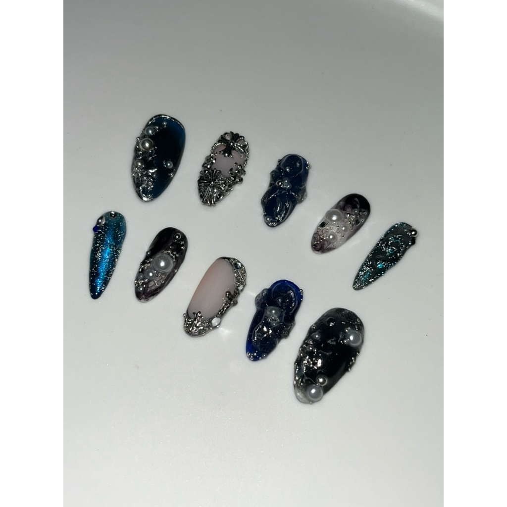 press on nails - Midnight Tide