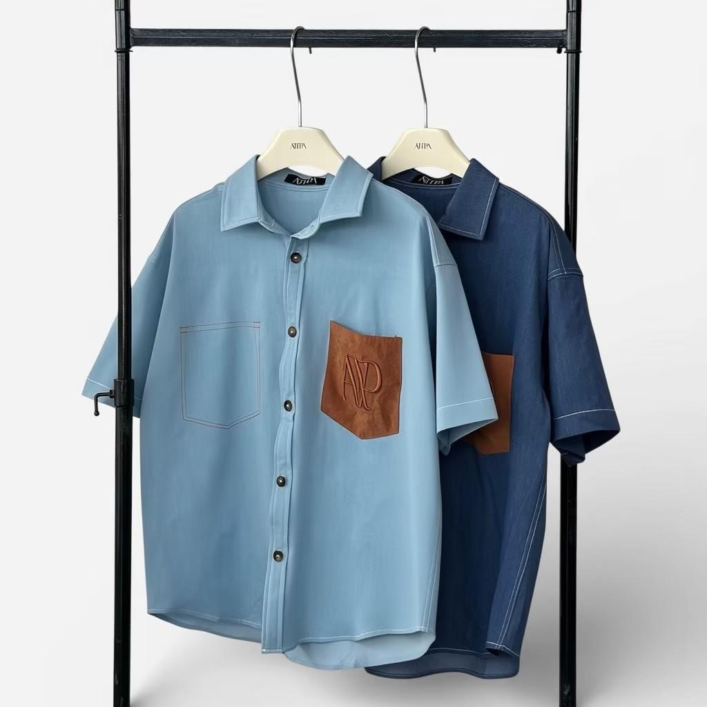 Atipashop - Craftts & Move Denim Shirt เสื้อเซิ๊ตยีนส์ ดีเทลกระเป๋าหนัง