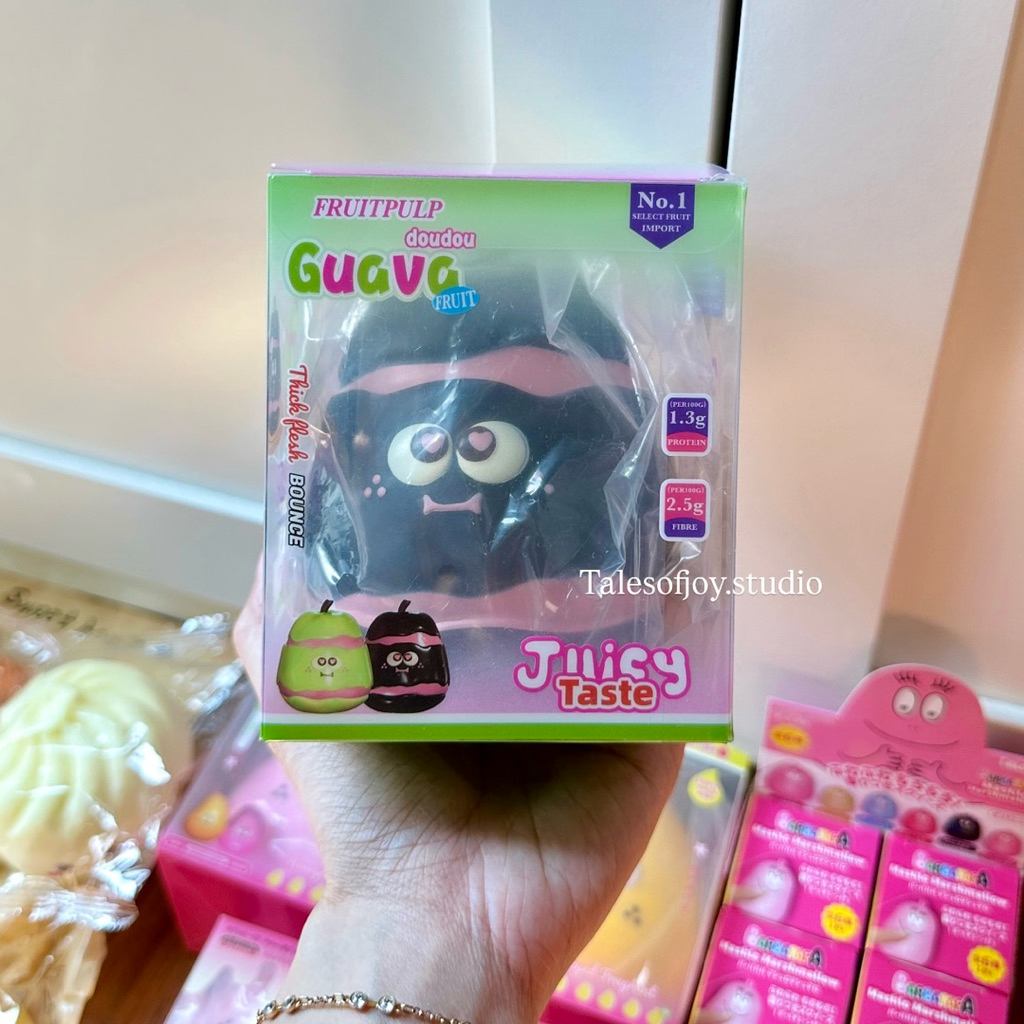 (พร้อมส่ง) สกุชชี่ฝรั่งดำ Lisa