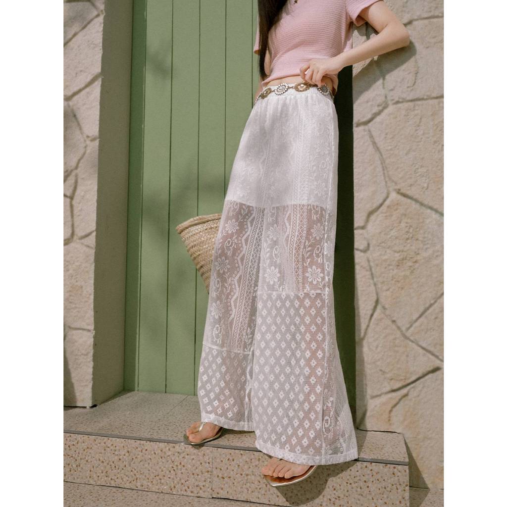 [Preorder] KUOSE : Floral Lace Pants