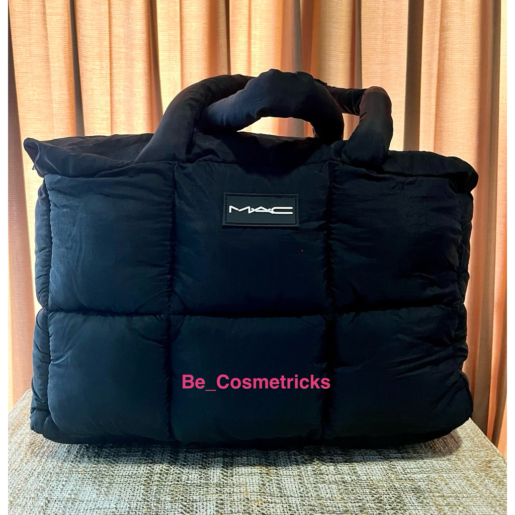 กระเป๋า MAC Cosmetics Powder Kiss Totebag (Black-SD7Z700001) #ป้ายไทย #ผลิต20/01/69