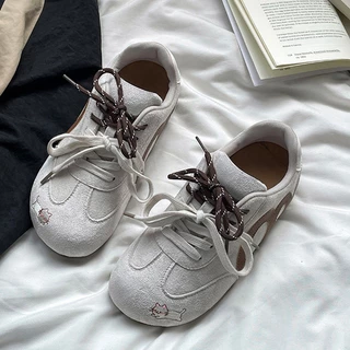 รองเท้าสนีกเกอร์แฟชั่น ทรงสวย ใส่ยาวไม่เจ็บเท้า