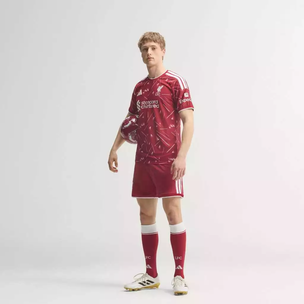 Liverpool FC 26/27 Home Jersey Authentic เสื้อลิเวอร์พูล thumbnail 3