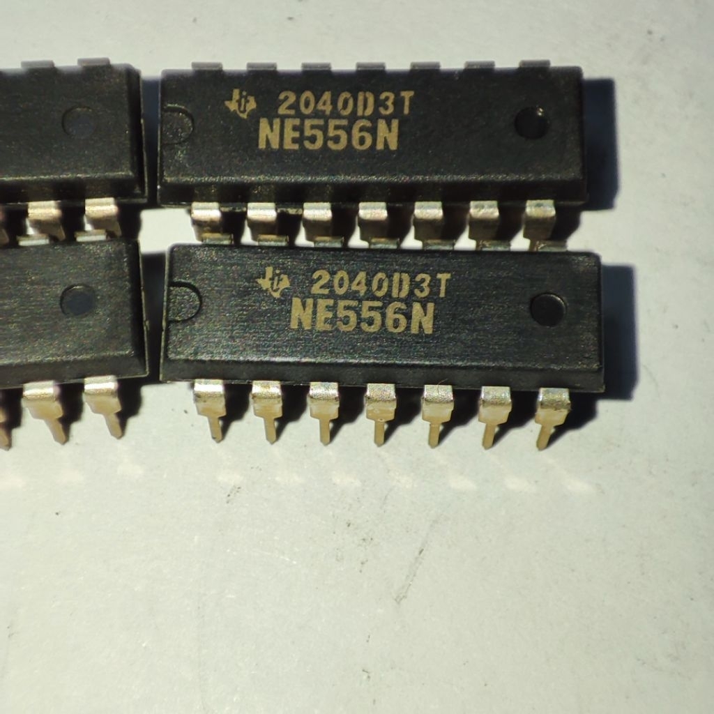 2 ชิ้น NE556N /NE/SA/SE556/ Dual Timer