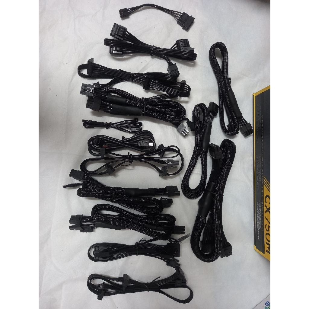 สาย PSU Corsair ของแท้ ใช้ได้กับ รุ่น RM CX (ห้ามเอาไปใช้กับรุ่นอื่น) Cable