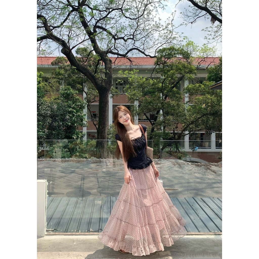 เซ็ต 2ชิ้น เสื้อแต่งลูกไม้สีดำ + กระโปรงยาวทรงระบายลายจุด