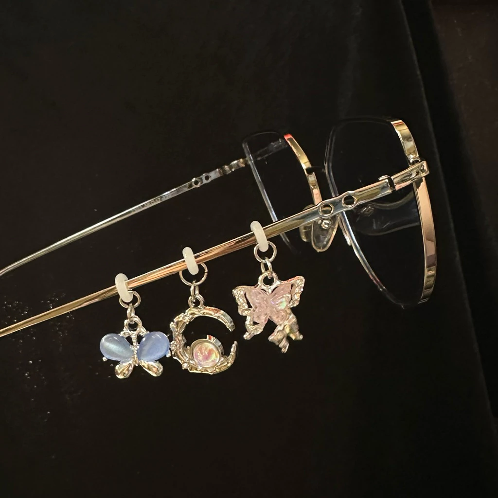 yellowly.19➖ 🌷glasses charm ✨พร้อมส่งจากกรุงเทพ ชาร์มแว่น จี้ห้อยตกแต่งขาแว่น
