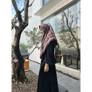 N Able Plaid 01 collection hijab ลาย Plaid ที่มี logo N Able ซ่อนอยู่ ผ้าคลุมขนาด 115*115cm [N Able Style]