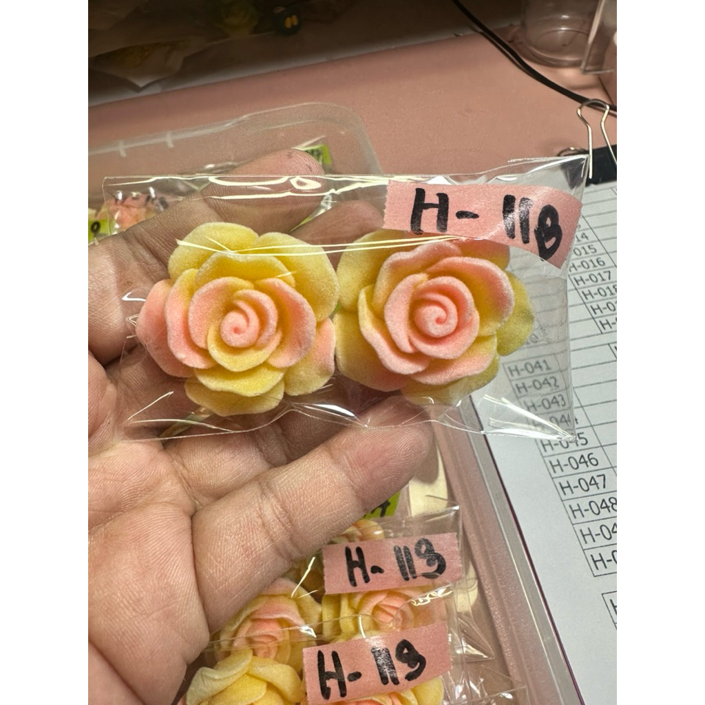 H 101-H200 เรซิ่นดอกไม้ 35มิล 2ชิ้น ตกแต่งยาดม งานdiy เพลินdiy