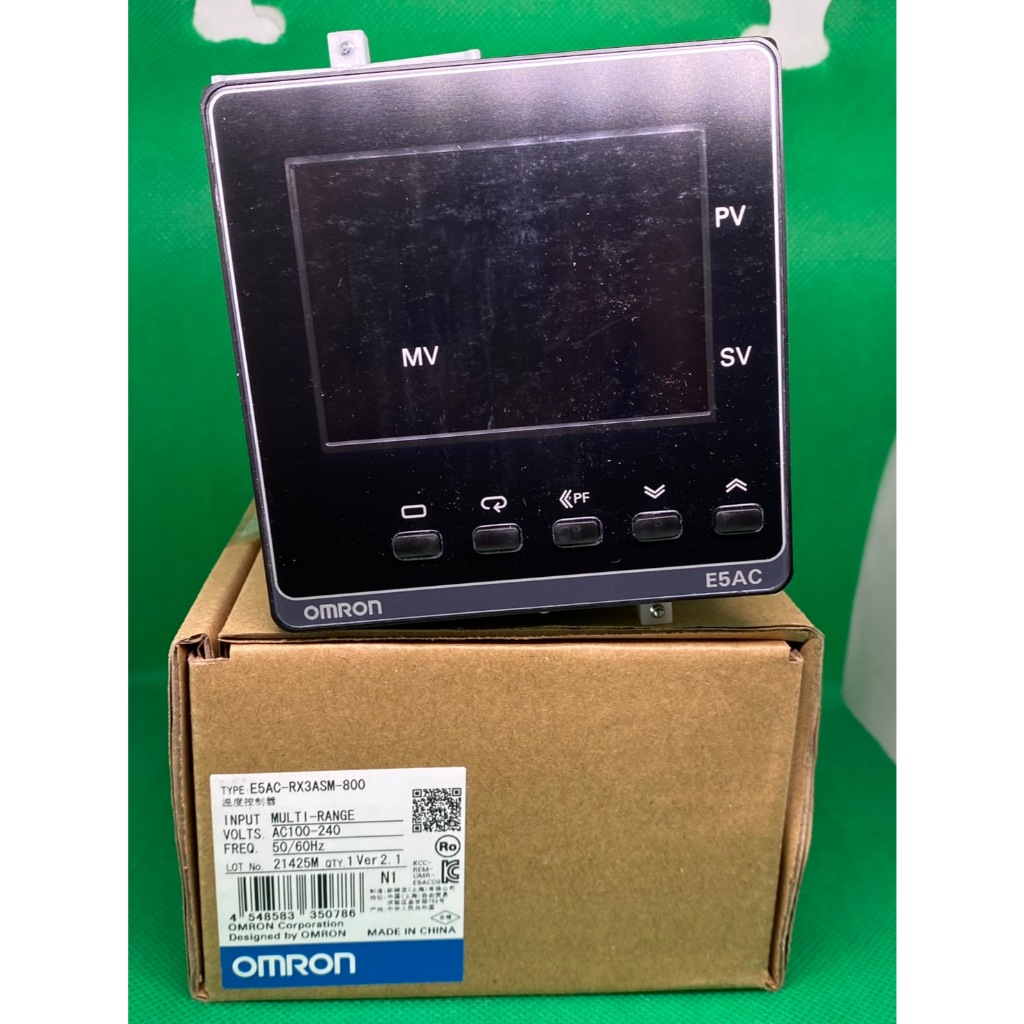 E5AC-RX3ASM-800 Digital Temperature Controller AC100 - 240V