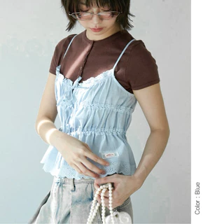 AMUSE BKK - Lazy Top เสื้อสายเดี่ยวแต่งระบายลูกไม้ ดีไซส์เลเยอร์ ผ้าคอตตอล สไตล์น่ารัก