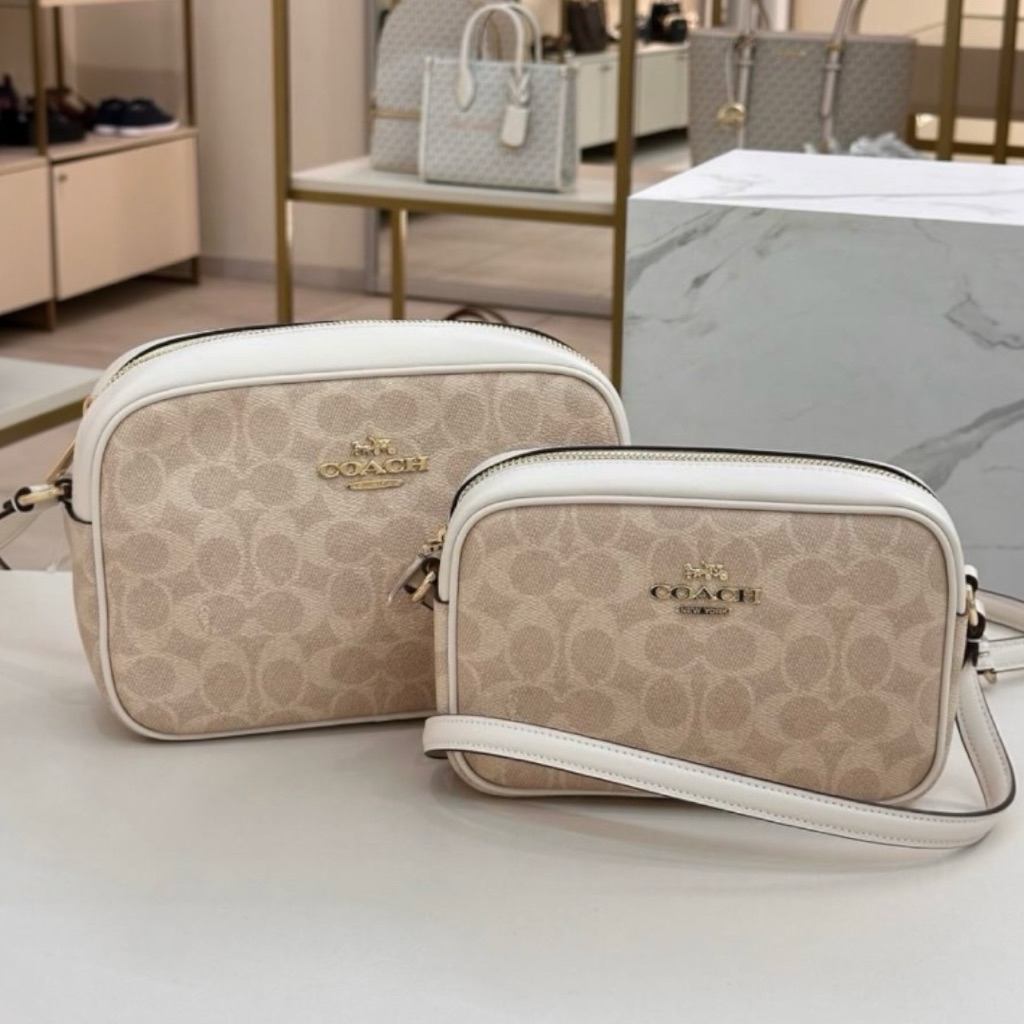 COACH กระเป๋าสะพายข้าง รุ่น Sullivan Crossbody Bag มีสีให้เลือก