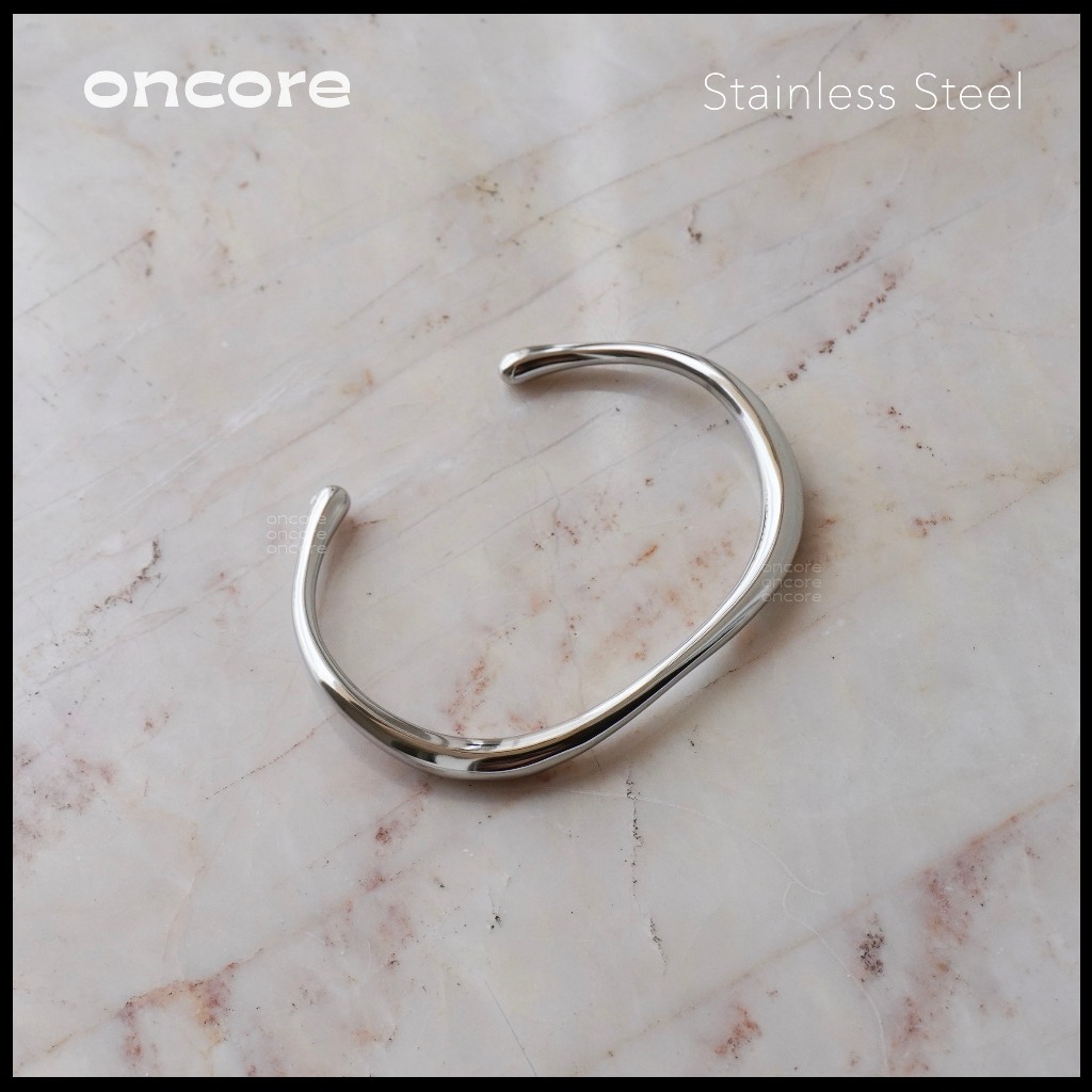 Oncore | กำไลข้อมือสแตนเลส มินิมอล รุ่น Ripple - Bangle bracelet กันน้ำกันเหงื่อ (Nickel-Safe)