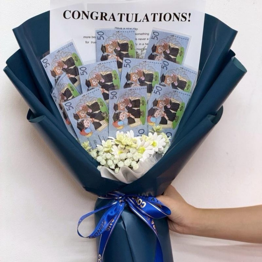 ช่อธนบัตรเปล่า 10 ใบ Congratulation[ทรงแบนกุหลาบขาว] ช่อเงินเปล่าของขวัญรับปริญญา ช่อดอกไม้ใส่เงินปัจฉิม แสดงความยินดี