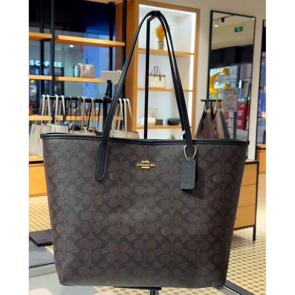 ✴️แท้ 💯% กระเป๋าสะพาย OPEN CITY TOTE IN SIGNATURE
