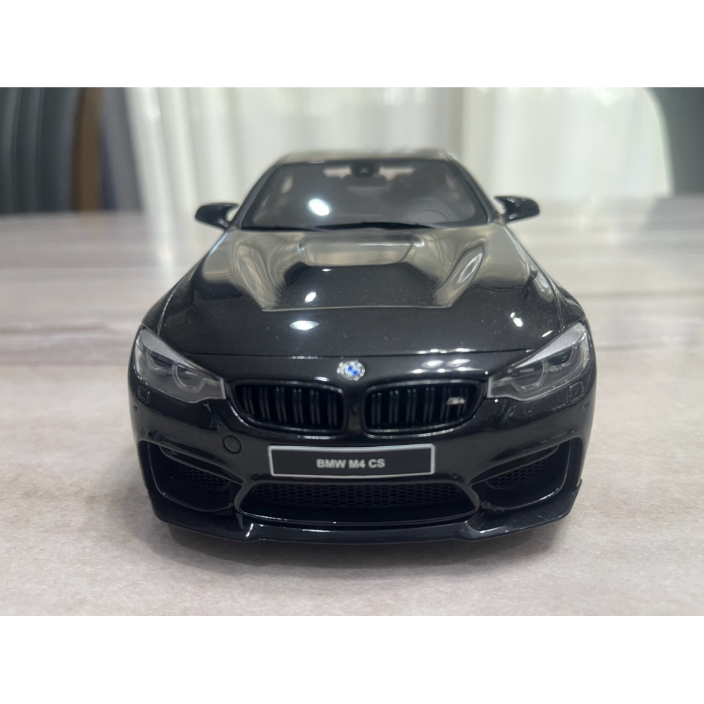 BMW M4 CS สเกล 1/18 งาน GT Spirit ไม่มีกล่อง