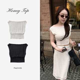 PEACHMILK - Honey Top เสื้อครอบลุคสวยแพงสไตล์ Old Money เสื้อปาดไหล่ลูกไม้ยังช่วยพรางหุ่นได้ดี (Off-shoulder)