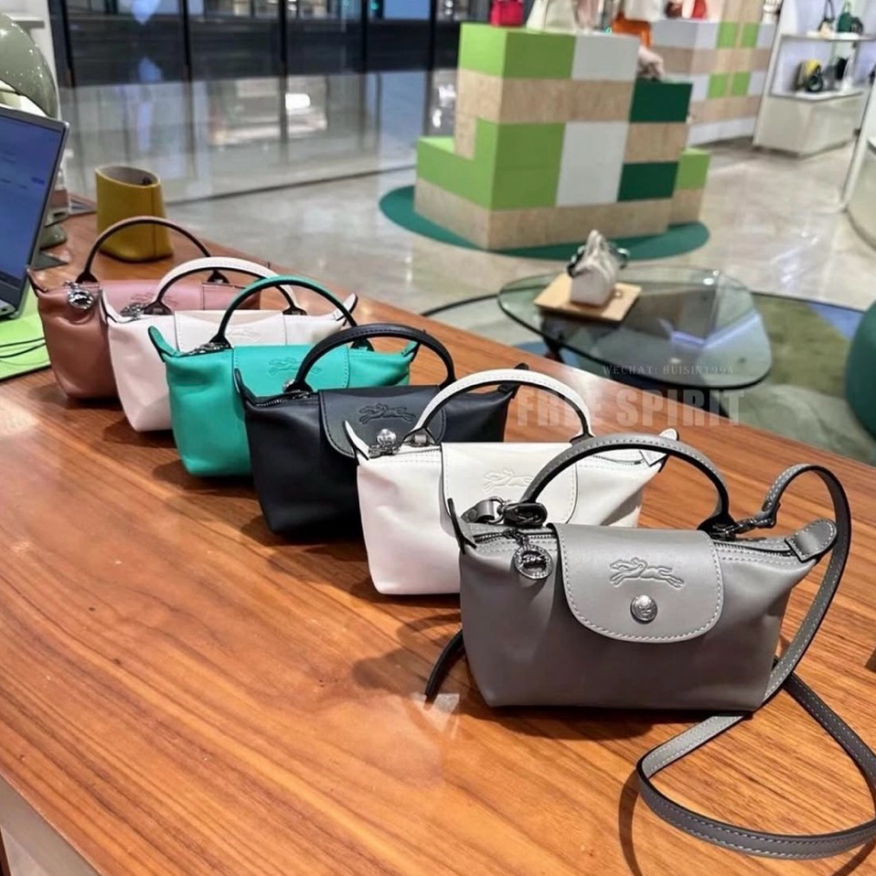พร้อมส่ง ** Longchamp le Pliage Xtra Pouch พร้อมสายสะพาย