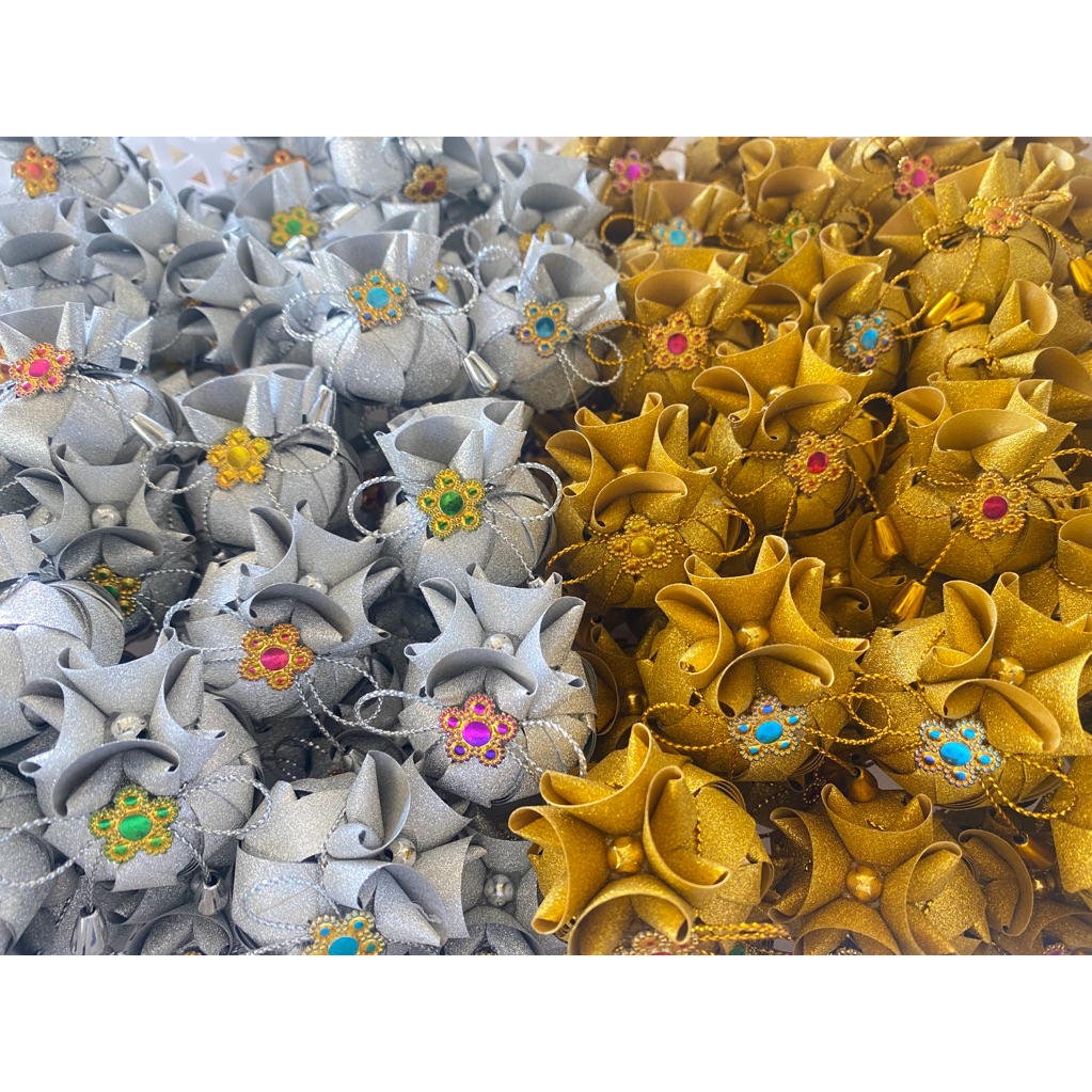 ‼️พร้อมส่ง‼️ เหรียญโปรยทานถุงเงินถุงทอง กากเพชร💰(ตัวเปล่า)