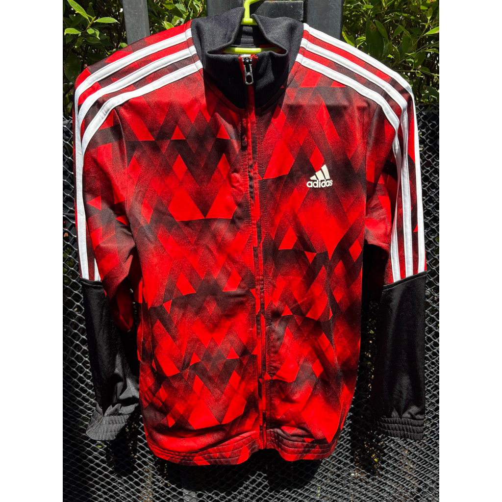 [Authentic] เสื้อแจ็คเก็ตวอร์ม Adidas ทูโทน แดง-ดำ เสื้อกันหนาวมือสองสภาพดี