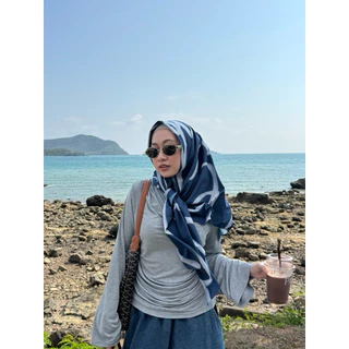 PRE-ORDER HIJAB • 21 yre (110x110cm)