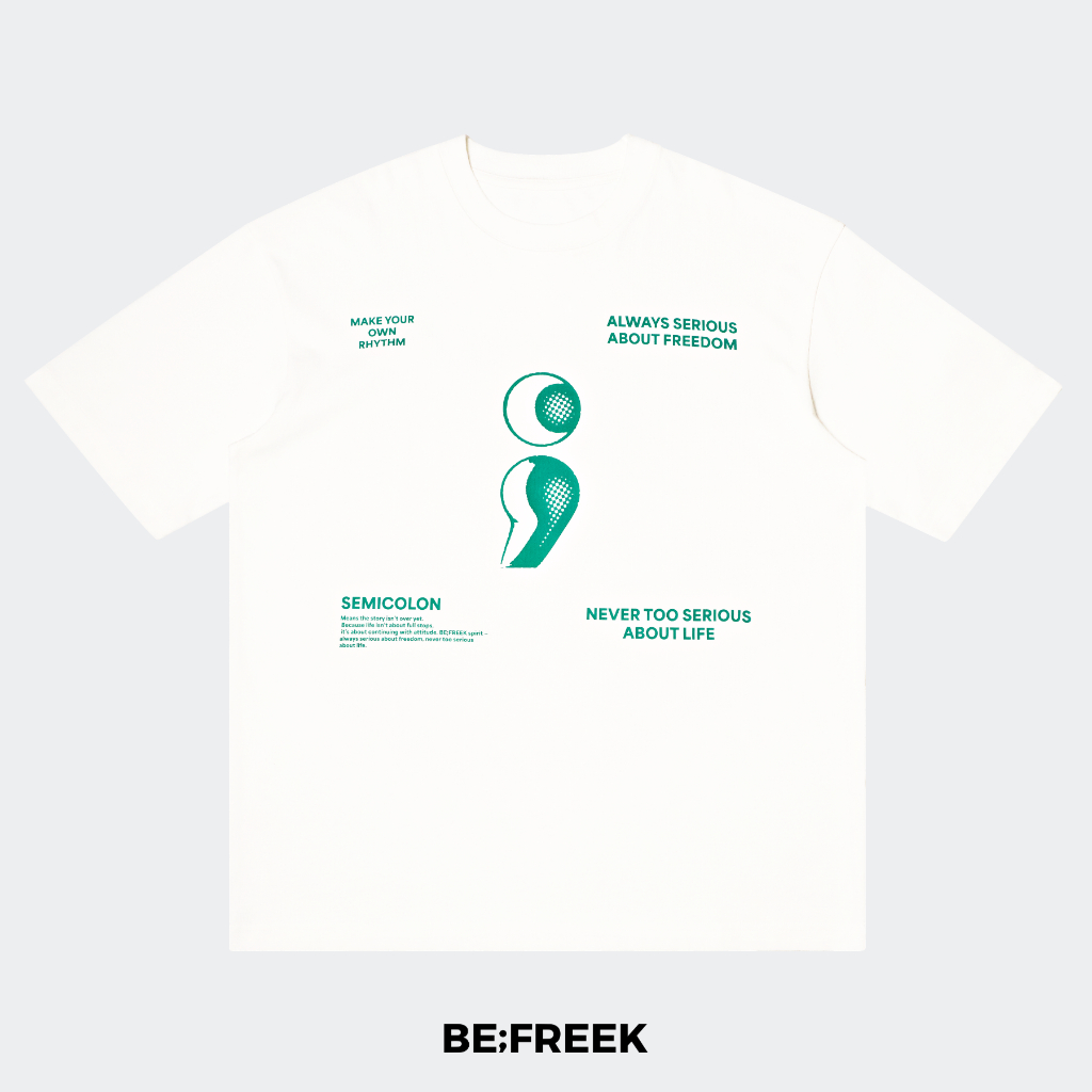 BE;FREEK เสื้อยืดสกรีนโลโก้เขียว SEMICOLON FREEDOM II ทรง OVERSIZE สีขาว SEMICOLON FREEDOM II OVERSIZE WHITE T-SHIRT