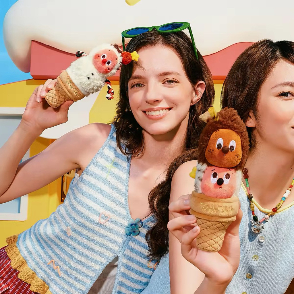 📍พร้อมส่ง💯%POP MART Twinkle Twinkle MOON GELATO Series- Double Scoop Gelato / Snowman Gelato Plush Pendant