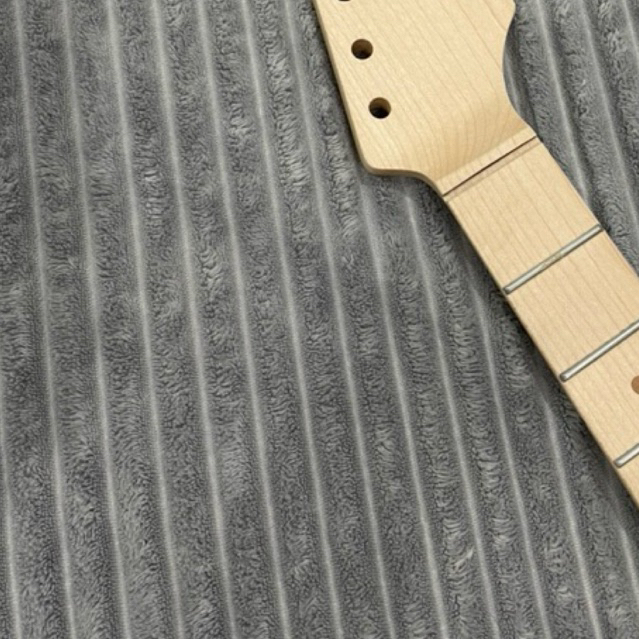 Vintage 21 Frets One Piece Maple ST Neck