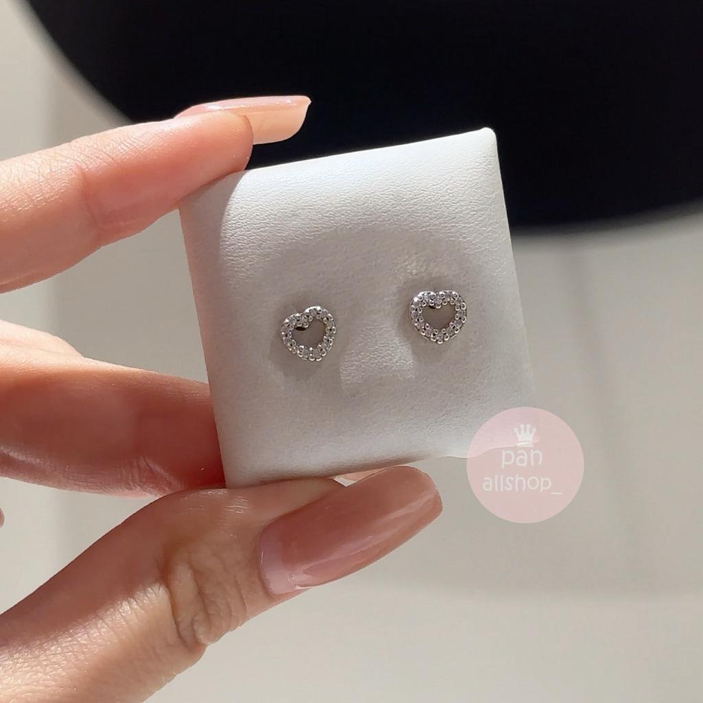 (ของแท้100%) แถมกล่อง Pandora silver earrings ต่างหูหัวใจโปร่ง