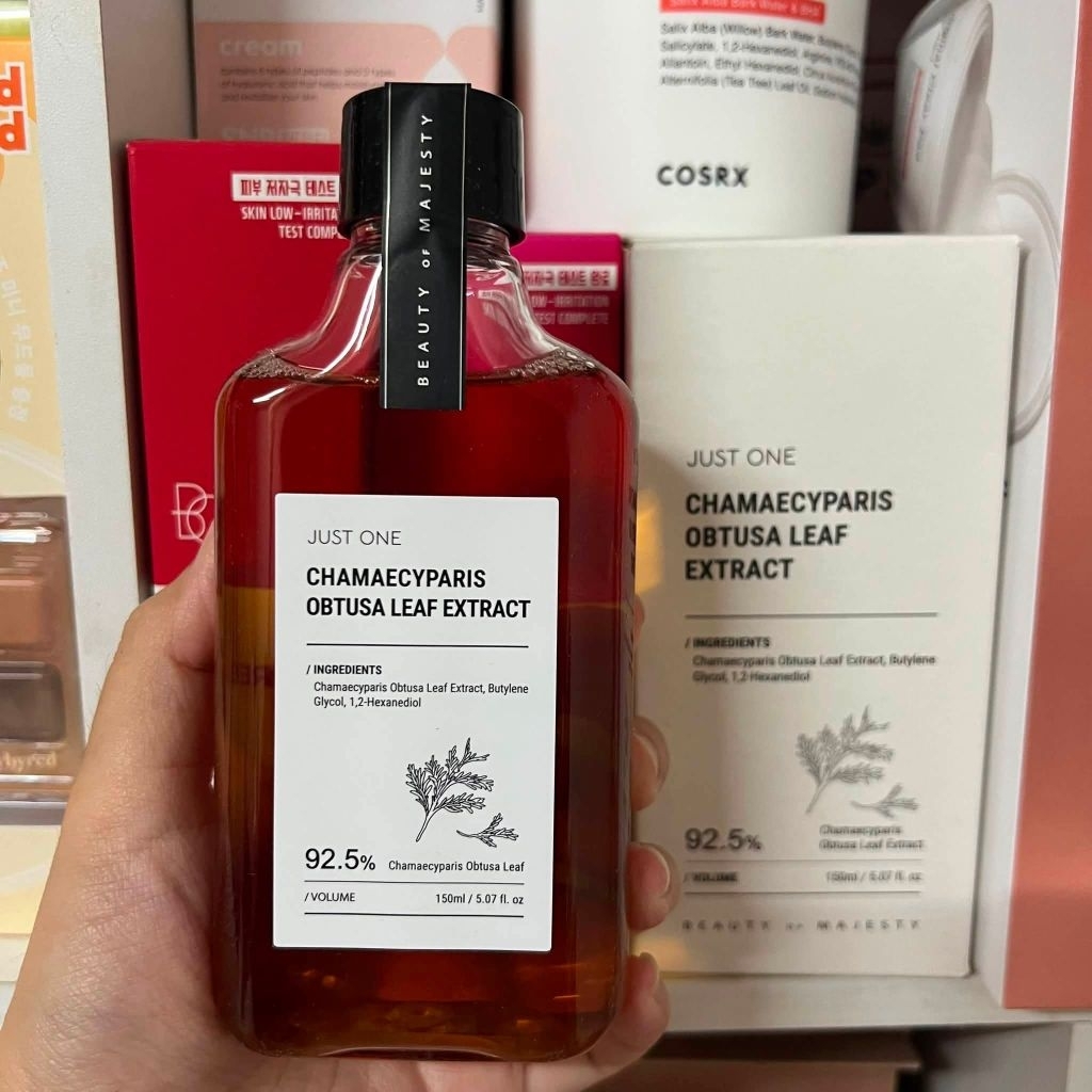 CLEARANCE SALE | ( Exp 2026.03 ) Beauty of Majesty (B.O.M) Just One Chamaecyparis Obtusa Leaf Extract ขนาด 150 มล.