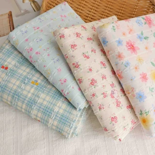 Preorder-ผ้าคอตตอนJacquard(ทอลายในเนื้อผ้า) คอตตอน100% หน้ากว้าง 145ซม. ผ้าเมตรนำเข้า