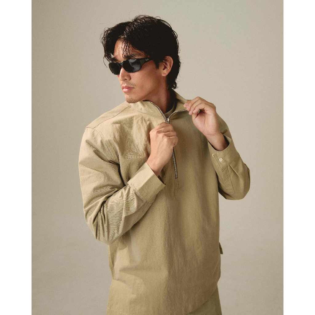 PMITH - Nolan Quarter-Zip in Moss Green