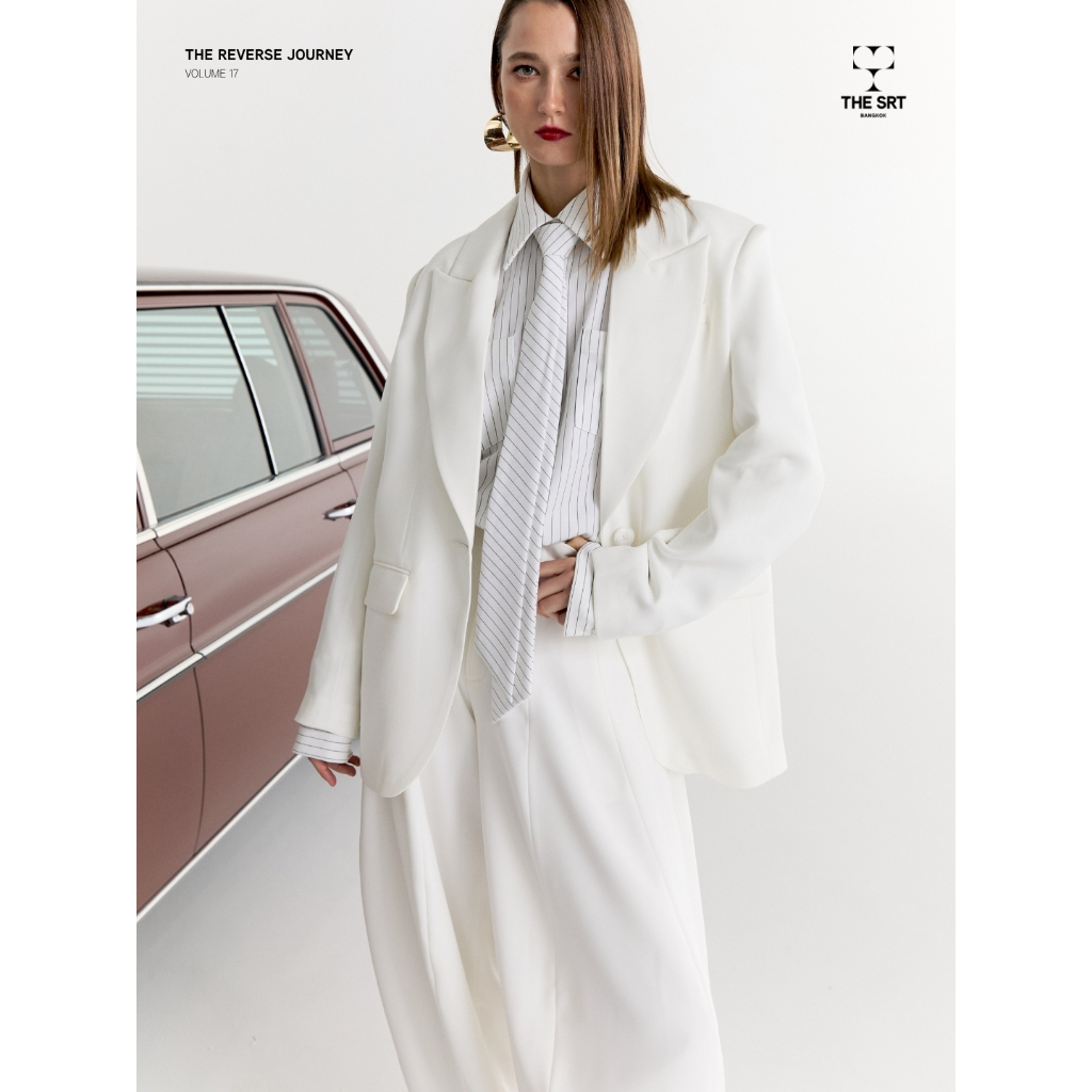 The SRT (TBZ324) X17 Blazer เสื้อเบลเซอร์ เสริมไหล่ เข้ารูป