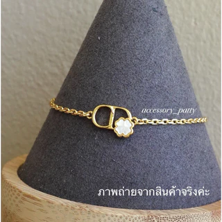 ✨💖สร้อยข้อมือ รุ่นA33 ตัวเรือนสีทองแต่งดีเทลโคลเวอร์4กลับนูนสวย น่ารักตะมุตะมิค่ะ งานสวยตรงปกค่ะ💖✨