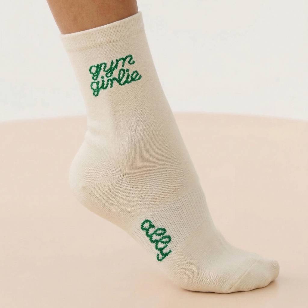 Ally Crew Socks ออลลี่ ถุงเท้ากีฬา สำหรับวิ่งและออกกำลังกาย ข้อกลาง