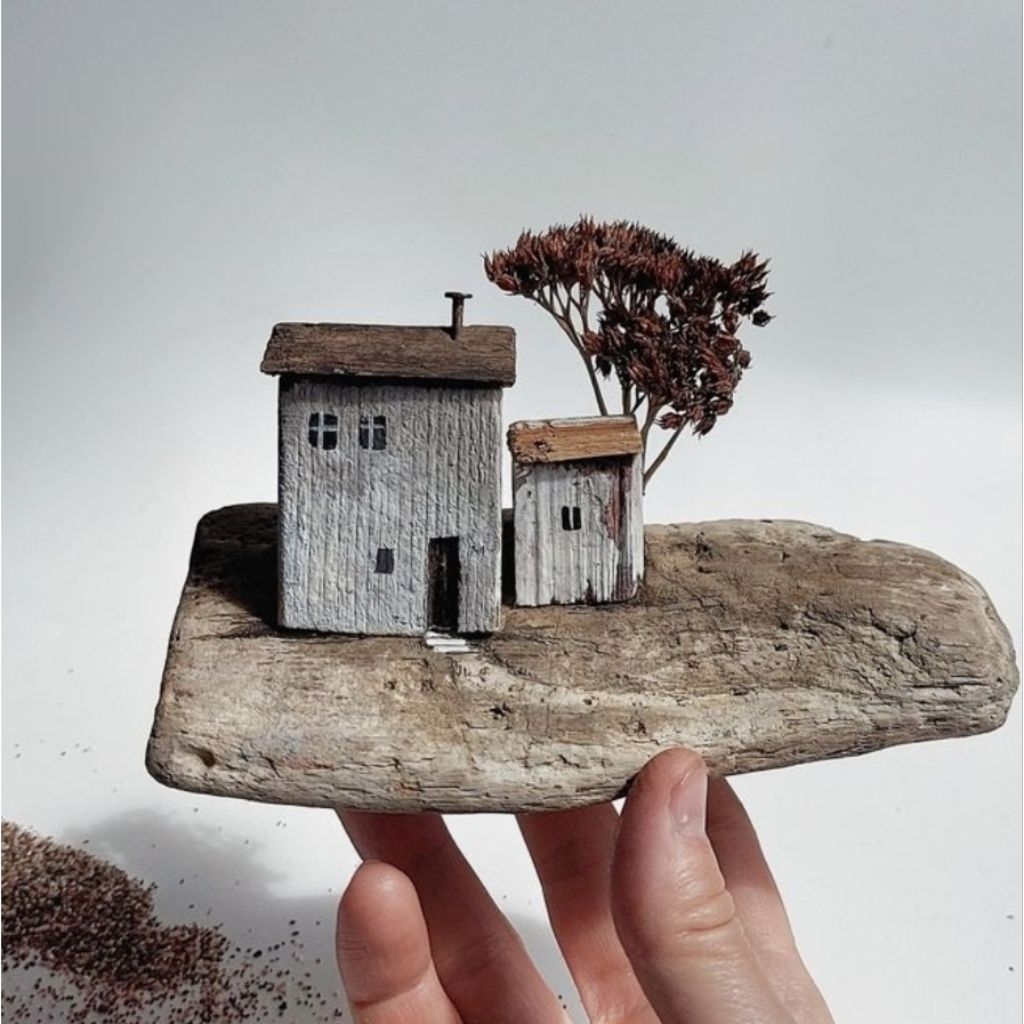 driftwood mini house (diy)