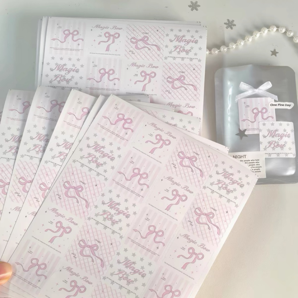🎀🍥พร้อมส่ง!สติ๊กเกอร์แปะสินค้า กล่องพัสดุ แพค40ชิ้น คละลาย ขนาด3*3cm ลายโบว์สีชมพู ขนาดเล็ก